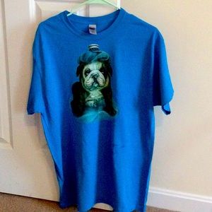 Gildan Bulldog T shirt. Size Large. BRAND NEW.